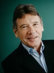 Alexander Hart - Author Photo